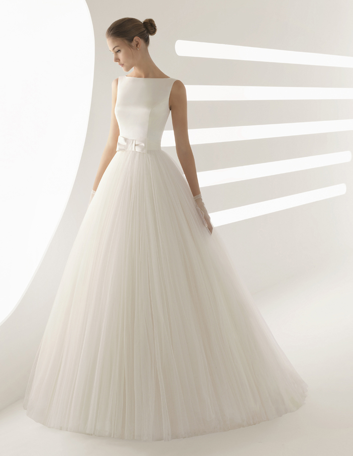 04 - Rosa Clarà: collezione 2019 abiti e vestiti da sposa | Abiti Sposa e  Sposo Collezione 2022 - Atelier Vestiti Nuziali per Vicenza, Verona,  Padova, Rovigo, Treviso(Veneto) e Trento(Trentino Alto Adige).