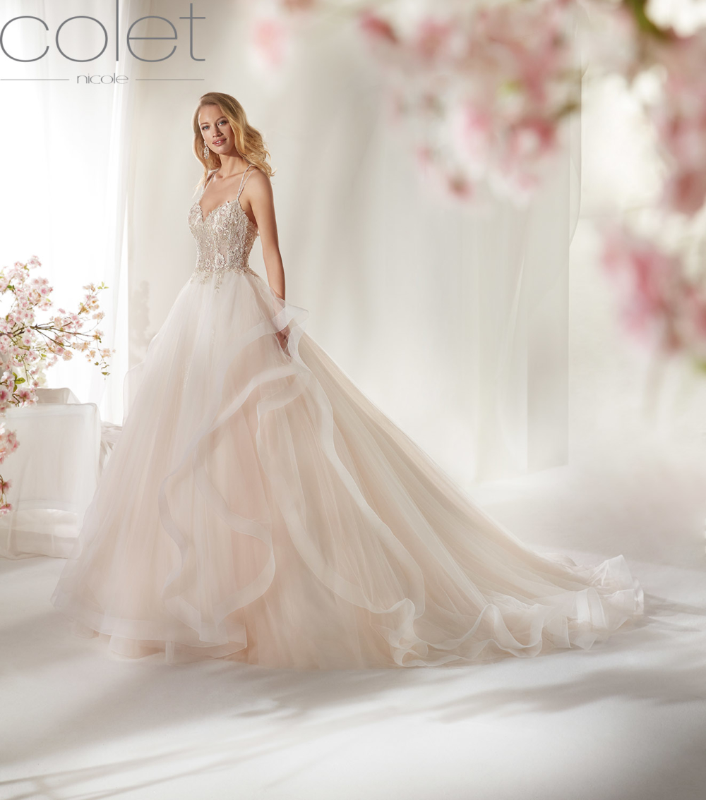05 - Nicole Colet: collezione 2019 abiti e vestiti da sposa | Abiti Sposa e  Sposo Collezione 2022 - Atelier Vestiti Nuziali per Vicenza, Verona,  Padova, Rovigo, Treviso(Veneto) e Trento(Trentino Alto Adige).