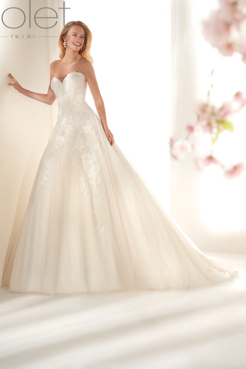 vestito bianco estivo