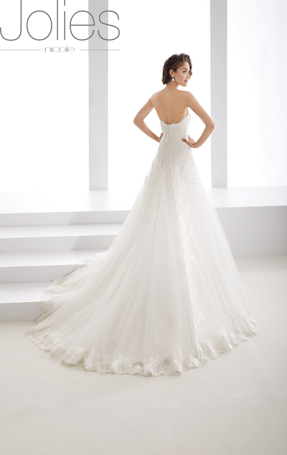 19483 | Abiti Sposa e Sposo Collezione 2022 - Atelier Vestiti Nuziali per  Vicenza, Verona, Padova, Rovigo, Treviso(Veneto) e Trento(Trentino Alto  Adige).