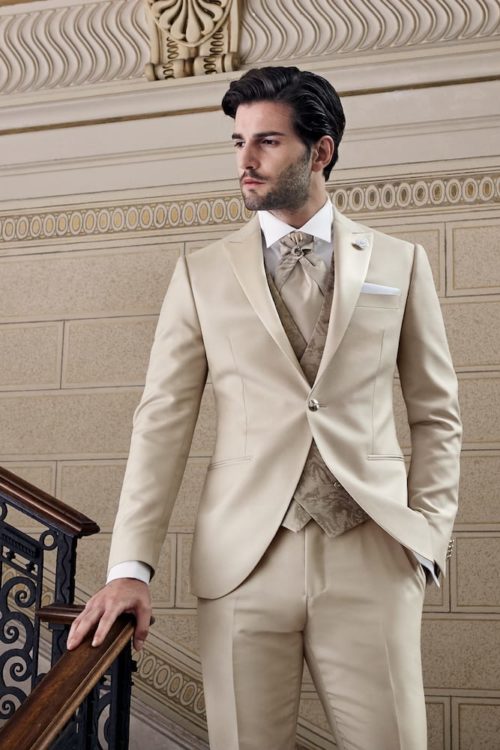 Lubiam: collezione 2019 vestiti da sposo. | Abiti Sposa e Sposo Collezione  2022 - Atelier Vestiti Nuziali per Vicenza, Verona, Padova, Rovigo,  Treviso(Veneto) e Trento(Trentino Alto Adige).