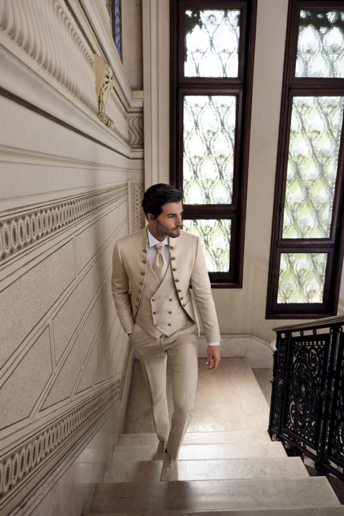Lubiam: collezione 2019 vestiti da sposo. | Abiti Sposa e Sposo Collezione  2022 - Atelier Vestiti Nuziali per Vicenza, Verona, Padova, Rovigo,  Treviso(Veneto) e Trento(Trentino Alto Adige).