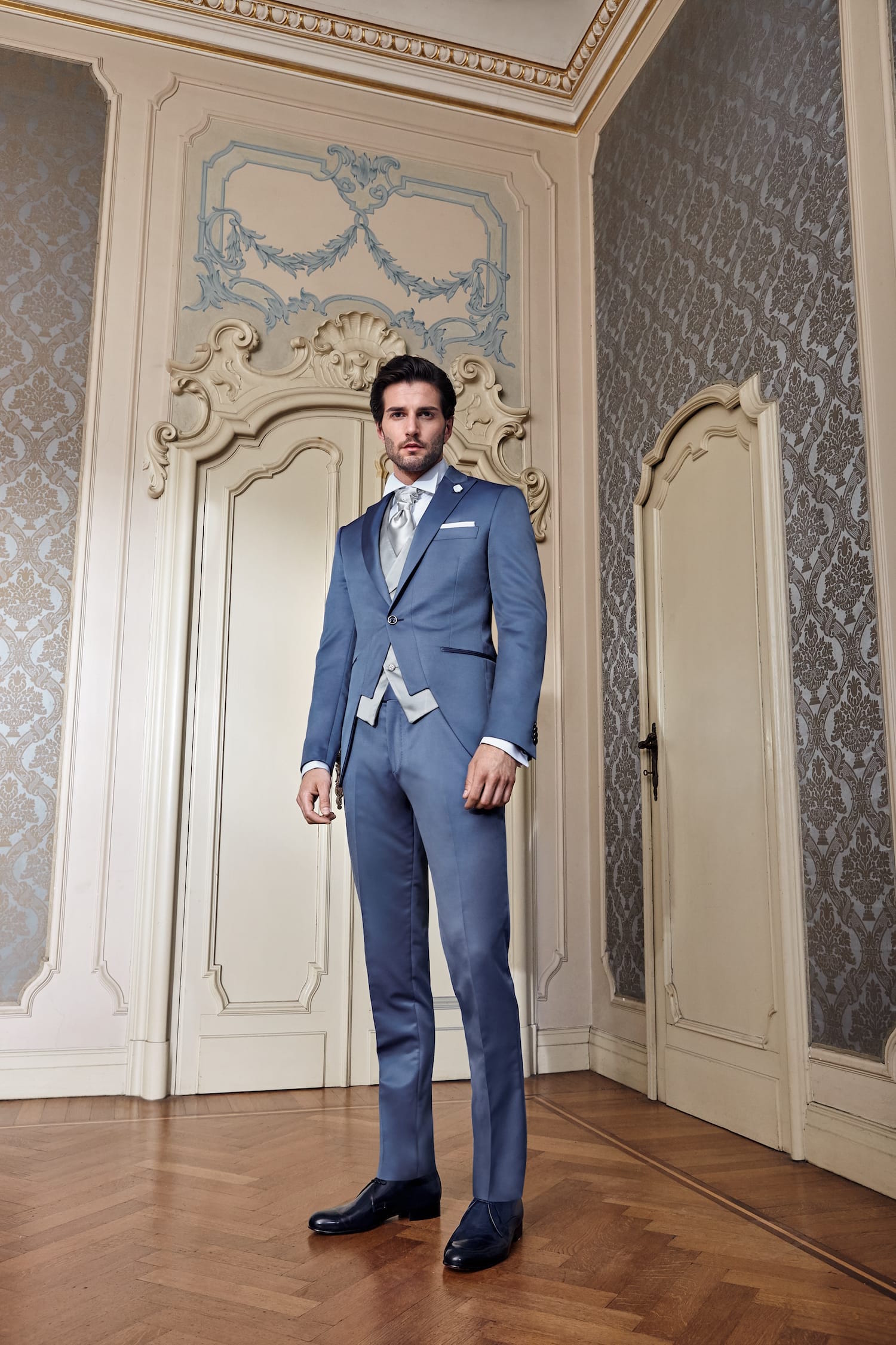 Abito da sposo -11-1115- Collezione Lubiam 2019 | Abiti Sposa e Sposo  Collezione 2022 - Atelier Vestiti Nuziali per Vicenza, Verona, Padova,  Rovigo, Treviso(Veneto) e Trento(Trentino Alto Adige).