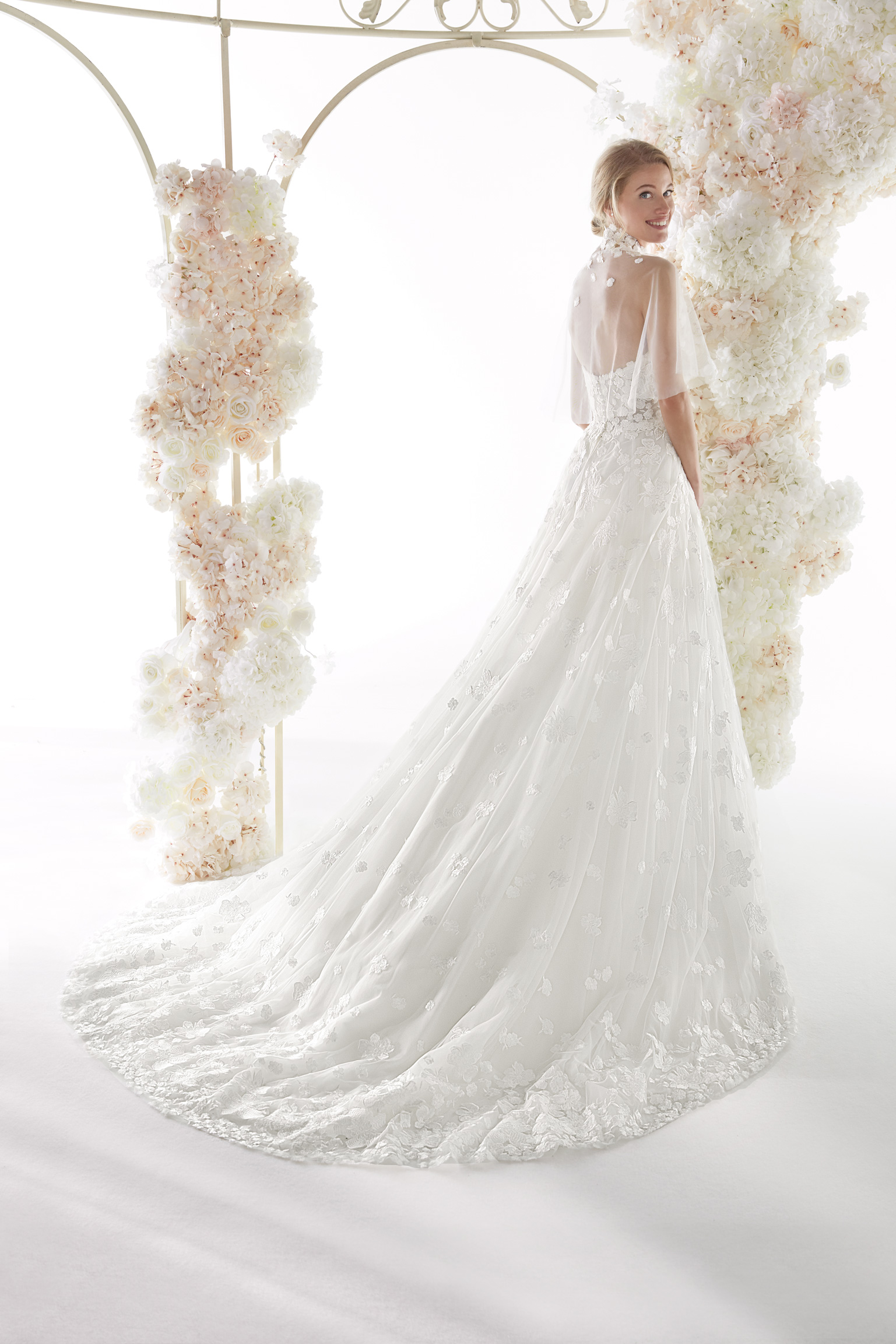 Abito da Sposa Colet 2020 - COA20762 | Mariages.it | Abiti Sposa e Sposo Collezione 2020/2021 ...