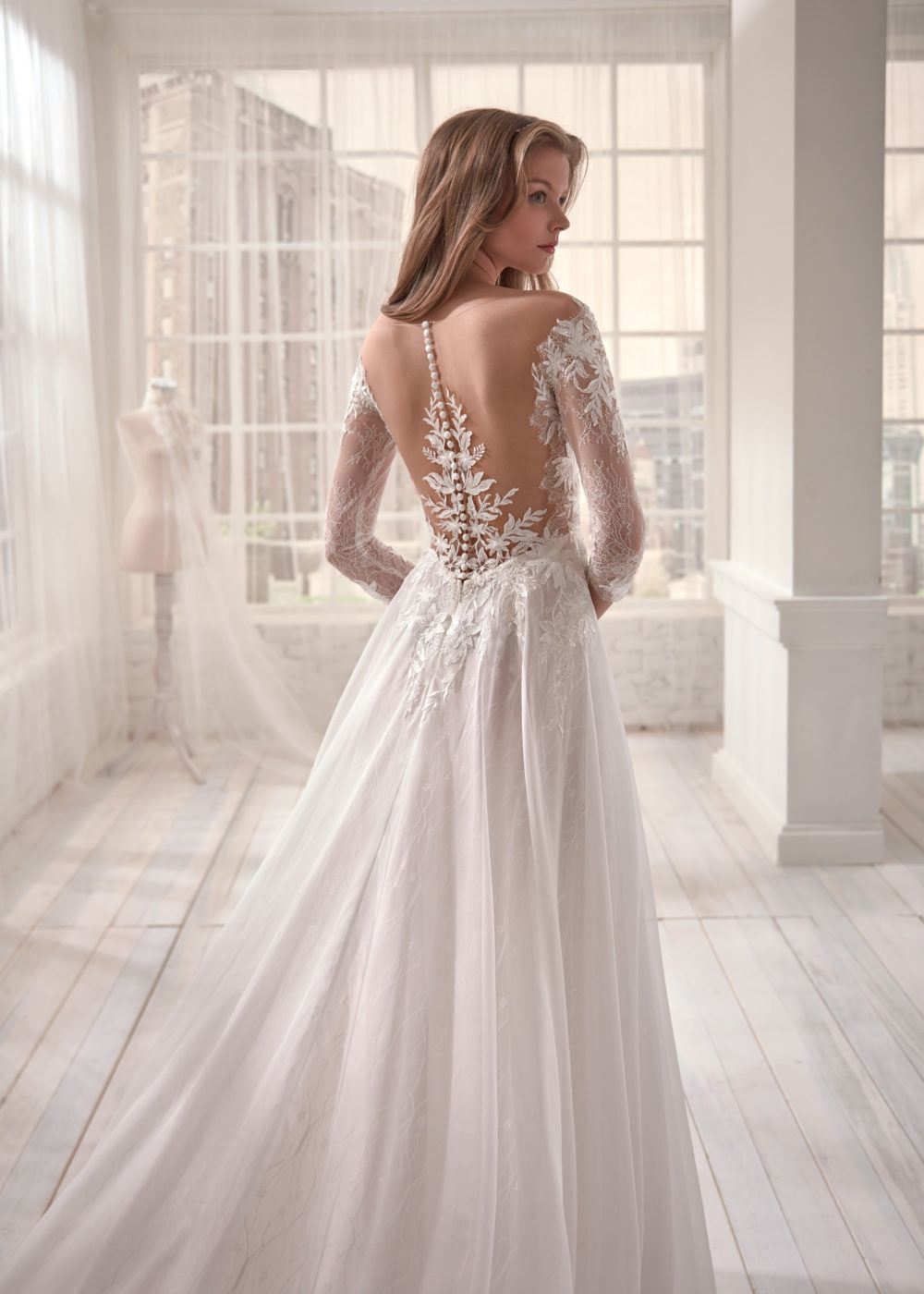 organza | Abiti Sposa e Sposo Collezione 2022 - Atelier Vestiti Nuziali per  Vicenza, Verona, Padova, Rovigo, Treviso(Veneto) e Trento(Trentino Alto  Adige).