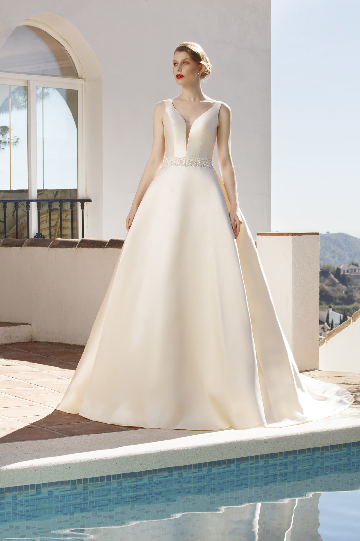 Abito da Sposa Jasmine 2020 - Toscana | Mariages.it | Abiti Sposa e Sposo  Collezione 2022 - Atelier Vestiti Nuziali per Vicenza, Verona, Padova,  Rovigo, Treviso(Veneto) e Trento(Trentino Alto Adige).