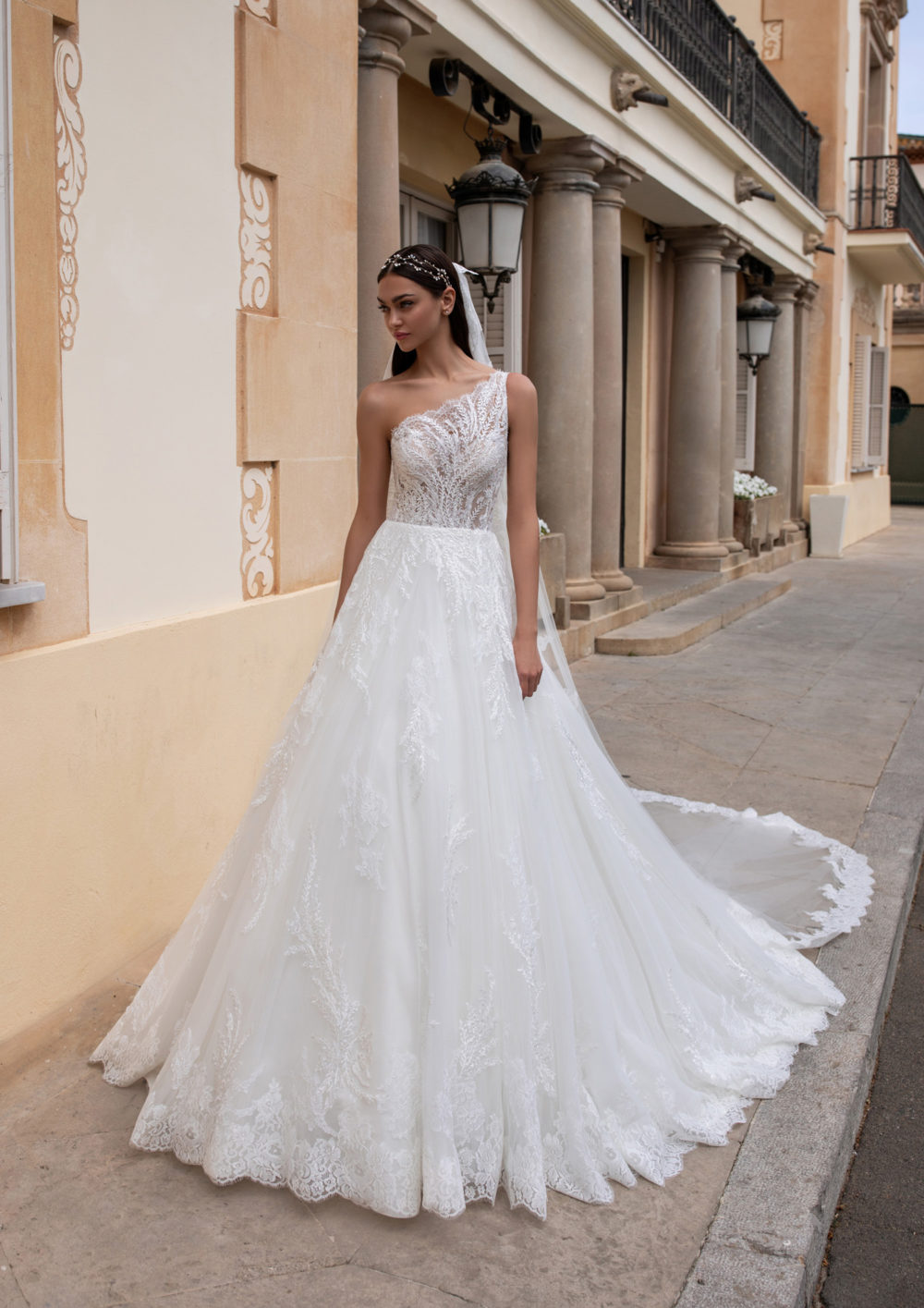 Mariages: abito da sposa Pronovias 2020 a Vicenza, Verona, Padova, Veneto VARDA