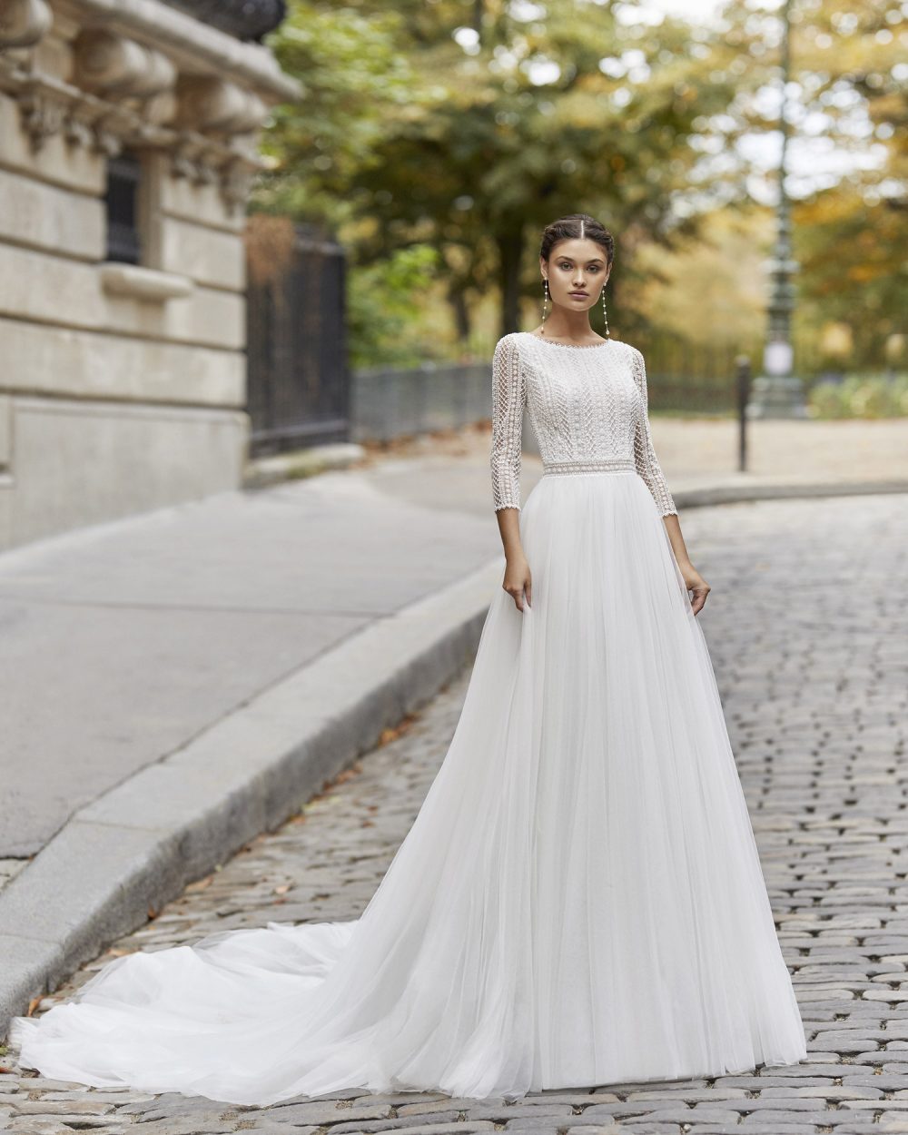 Abito da Sposa Rosa Clarà 2020 - CAELI | Mariages.it | Abiti Sposa e Sposo  Collezione 2022 - Atelier Vestiti Nuziali per Vicenza, Verona, Padova,  Rovigo, Treviso(Veneto) e Trento(Trentino Alto Adige).