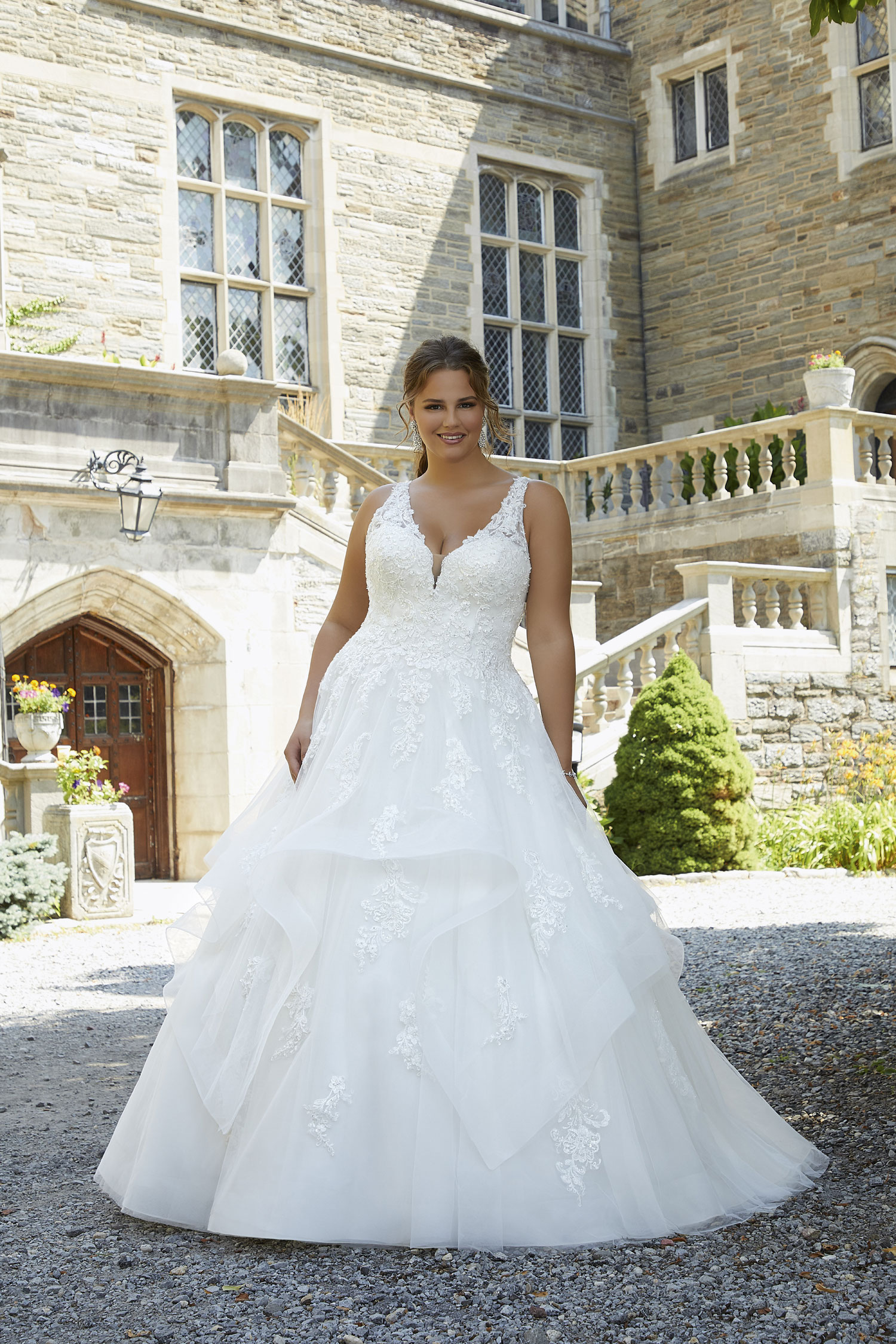 Abito da Sposa Curvy 2021 - 3284 | Mariages.it | Abiti Sposa e Sposo  Collezione 2022 - Atelier Vestiti Nuziali per Vicenza, Verona, Padova,  Rovigo, Treviso(Veneto) e Trento(Trentino Alto Adige).