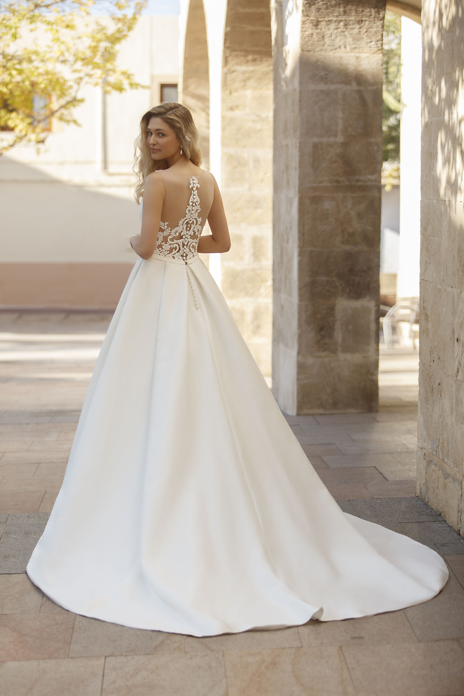 Abito da Sposa Jasmine 2021 - Alana | Mariages.it | Abiti ... Abito da Sposa Jasmine 2021 - Alana | Mariages.it | Abiti ...