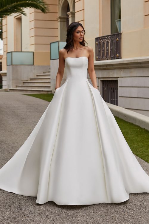 Abito Da Sposa Pronovias Lynx Mariages It Abiti Sposa E Sposo Collezione 21 Atelier Vestiti Nuziali Per Vicenza Verona Padova Rovigo Treviso Veneto E Trento Trentino Alto Adige