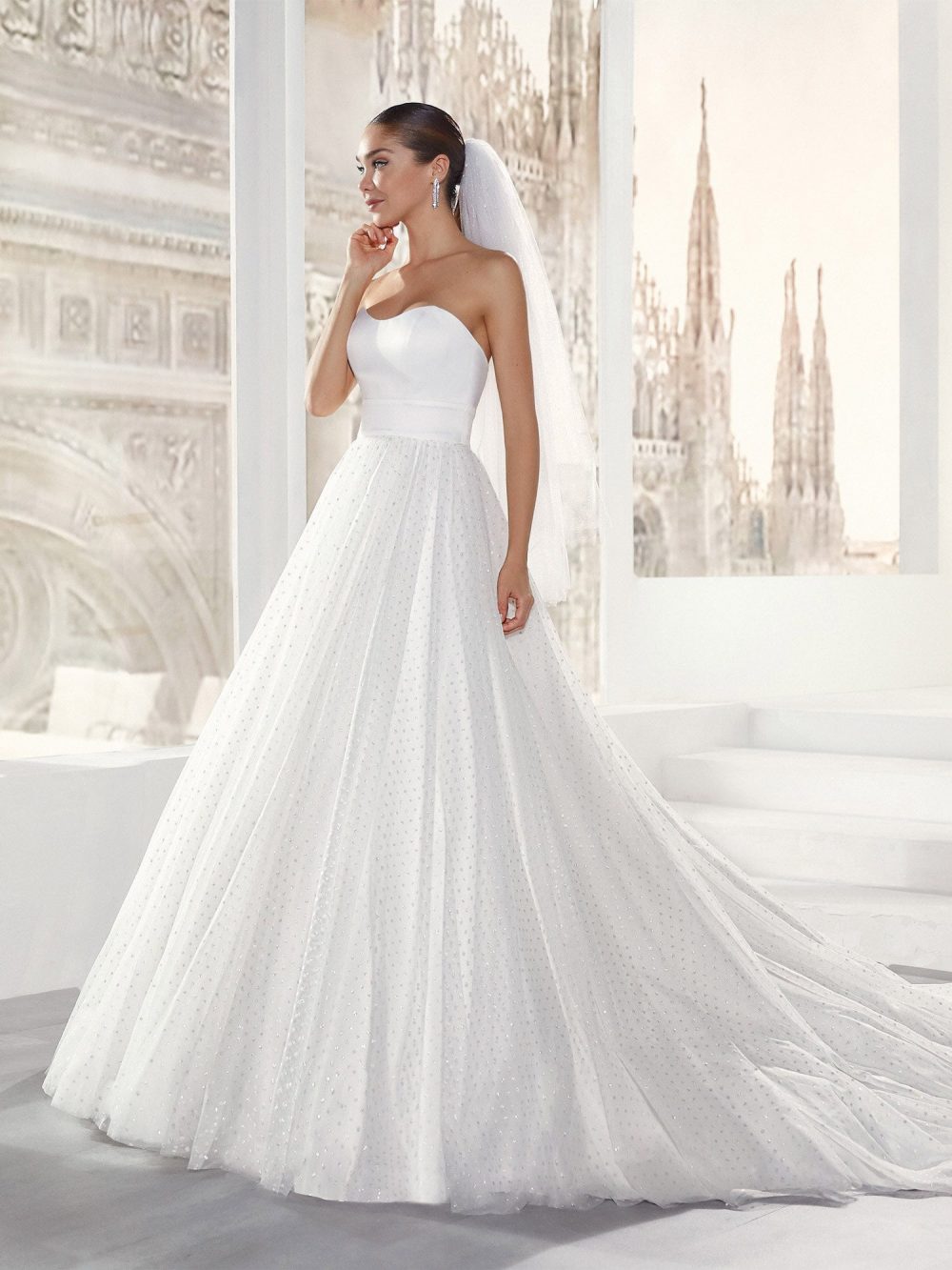 romantico moderno | Abiti Sposa e Sposo Collezione 2022 - Atelier Vestiti  Nuziali per Vicenza, Verona, Padova, Rovigo, Treviso(Veneto) e  Trento(Trentino Alto Adige).