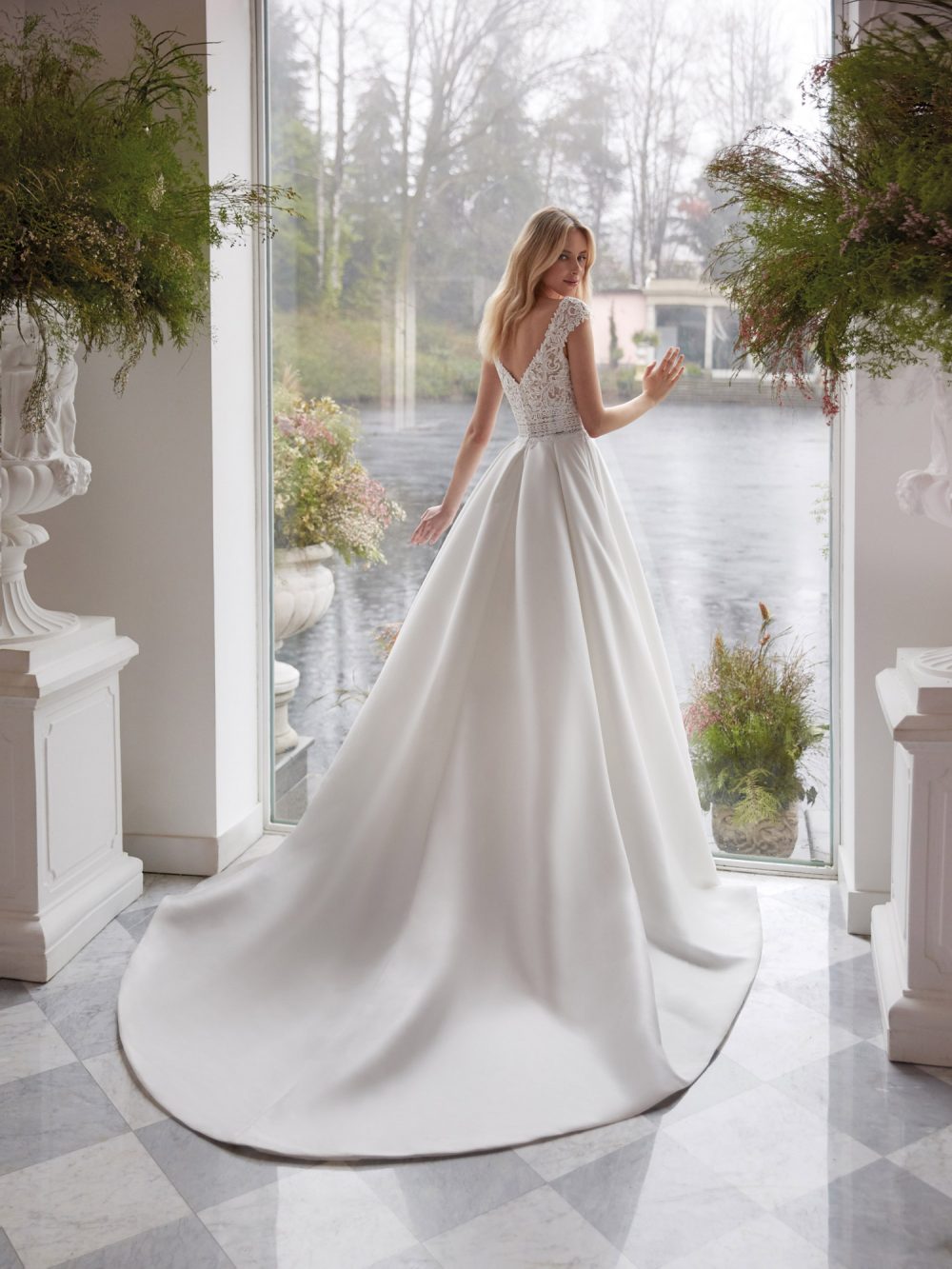 Colet 2022 abito vestito sposa vicenza DATURA