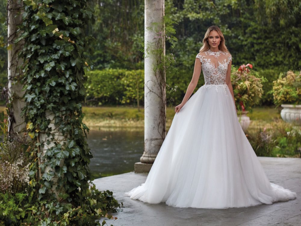 Colet 2022 abito vestito sposa vicenza FAVOLLA