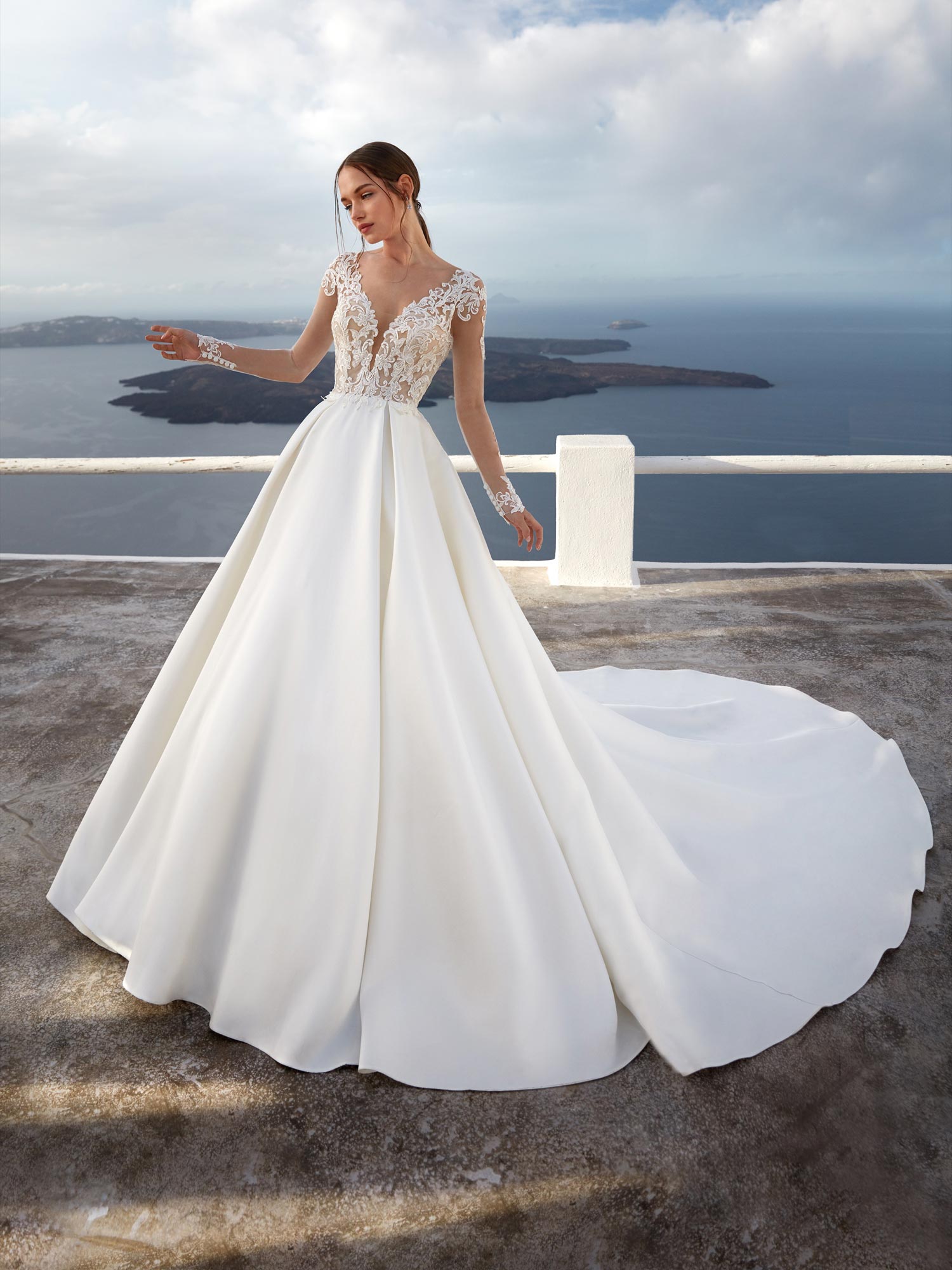 Abito da Sposa Jolies Creta | Abiti Sposa e Sposo Collezione 2022 - Atelier  Vestiti Nuziali per Vicenza, Verona, Padova, Rovigo, Treviso(Veneto) e  Trento(Trentino Alto Adige).