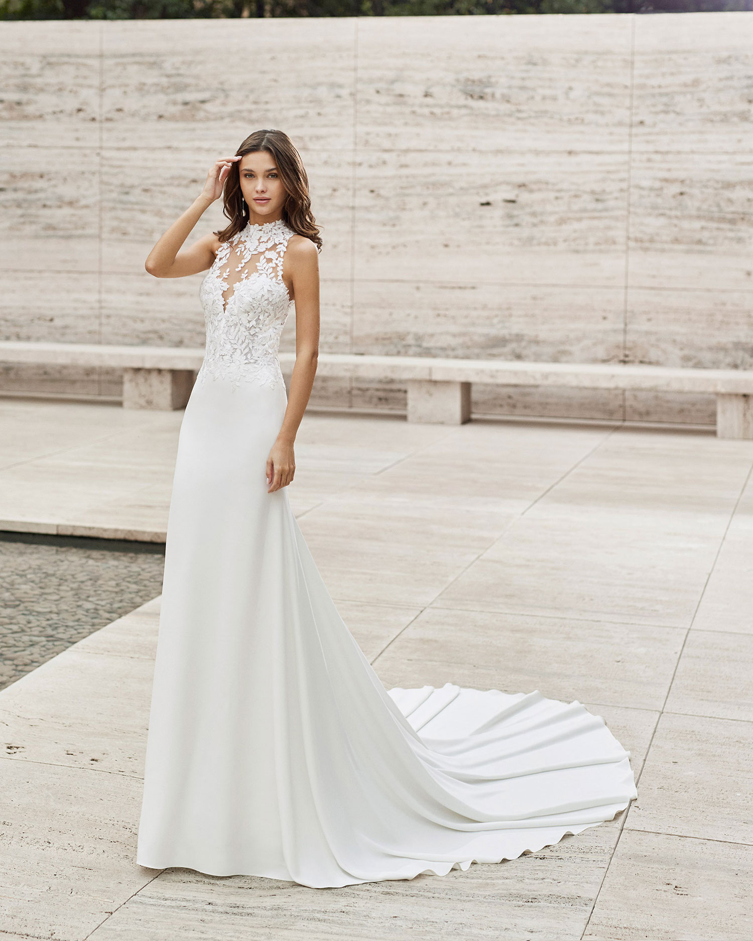Abito da Sposa Rosa Clarà Nash | Mariages Abiti Sposa e Sposo Collezione  2022 - Atelier Vestiti Nuziali per Vicenza, Verona, Padova, Rovigo,  Treviso(Veneto) e Trento(Trentino Alto Adige).