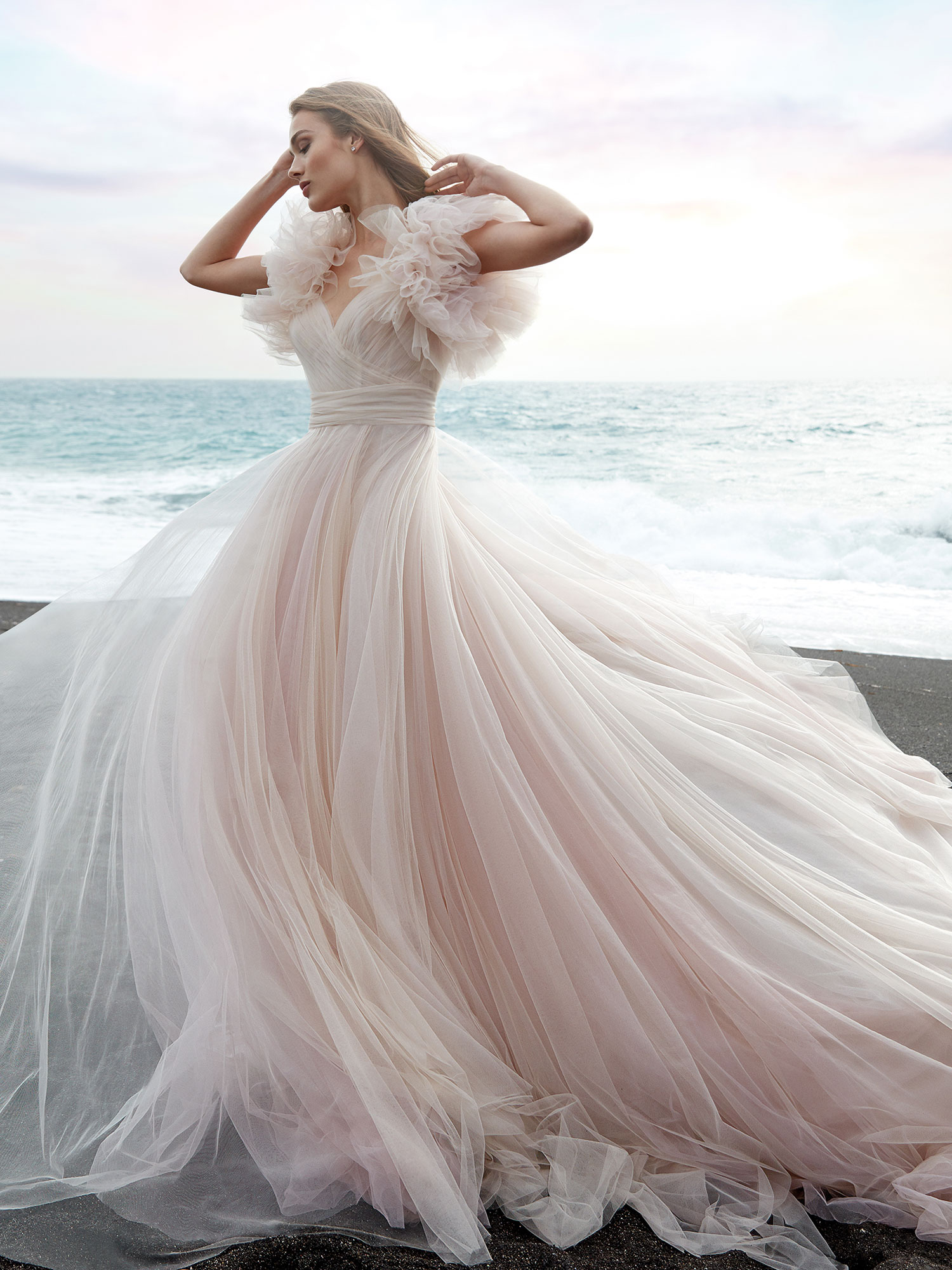 Nicole Abito da Sposa Collezione 2022 | Abiti Sposa e Sposo Collezione 2022  - Atelier Vestiti Nuziali per Vicenza, Verona, Padova, Rovigo,  Treviso(Veneto) e Trento(Trentino Alto Adige).