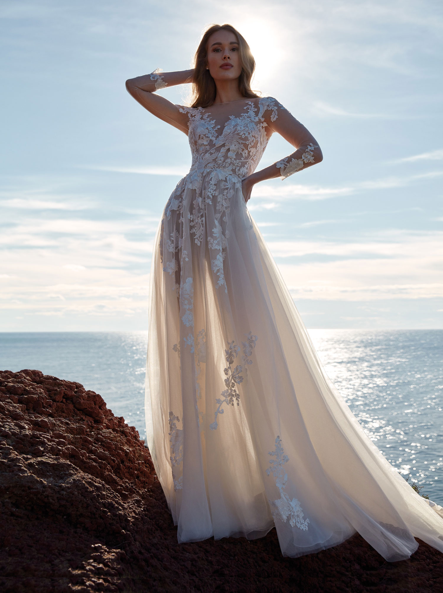 Abito da Sposa Nicole Febe | Mariages Abiti Sposa e Sposo Collezione 2022 -  Atelier Vestiti Nuziali per Vicenza, Verona, Padova, Rovigo,  Treviso(Veneto) e Trento(Trentino Alto Adige).