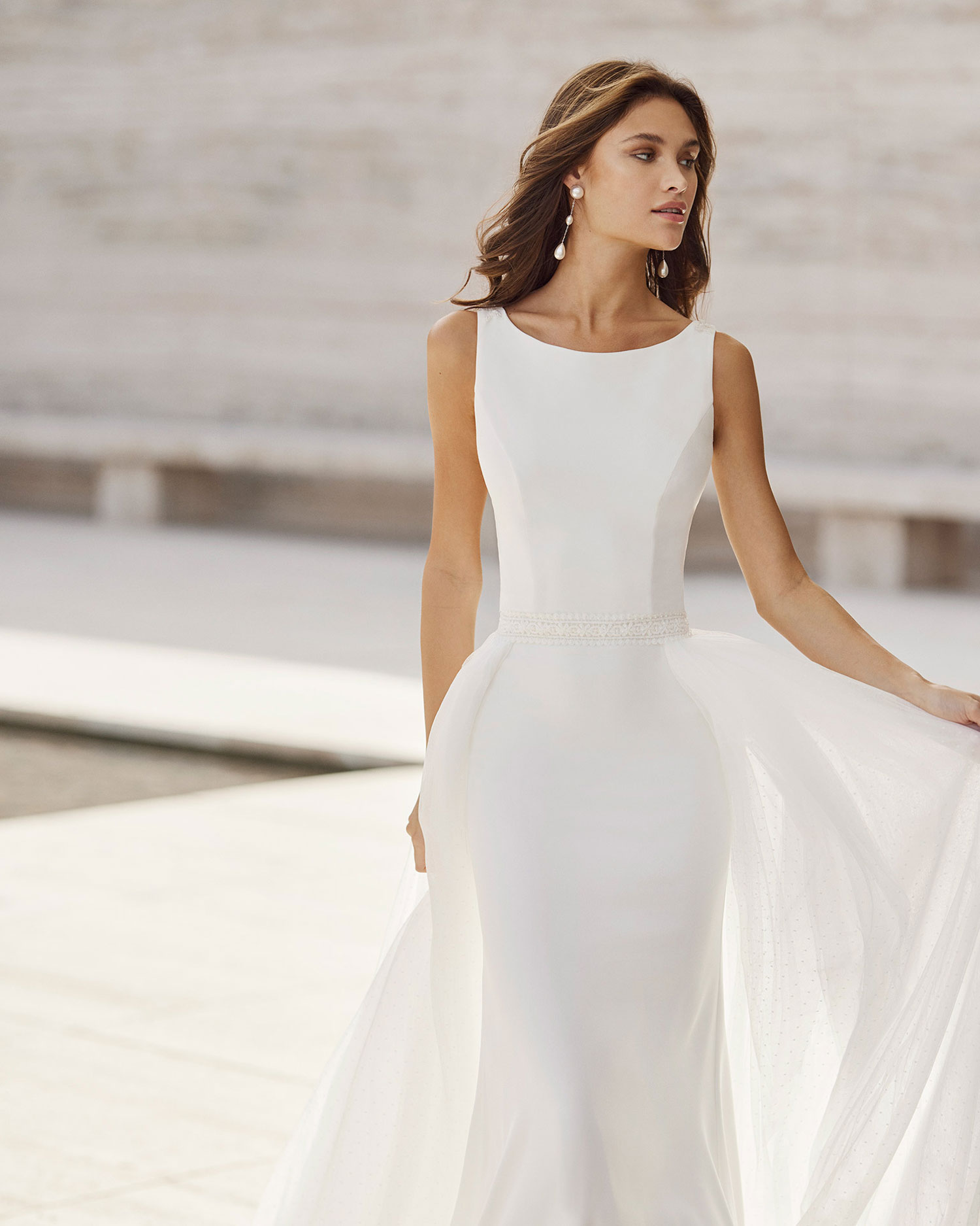 Abito da Sposa Rosa Clarà Nakune | Mariages Abiti Sposa e Sposo Collezione  2022 - Atelier Vestiti Nuziali per Vicenza, Verona, Padova, Rovigo,  Treviso(Veneto) e Trento(Trentino Alto Adige).